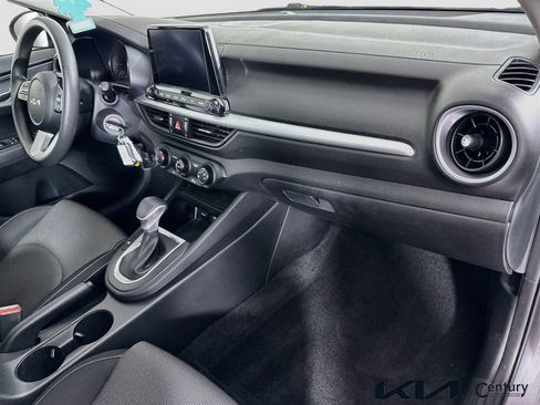 Certified 2024 Kia Forte LXS image 26