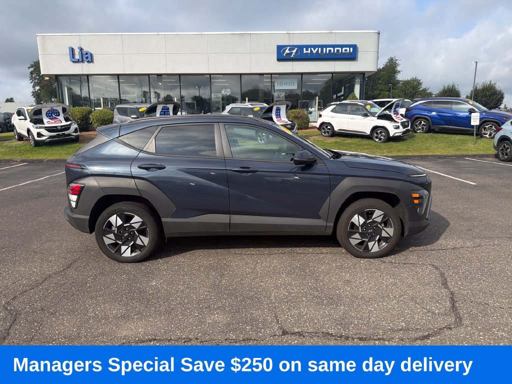 Used 2025 Hyundai Kona SEL AWD/4WD image 4