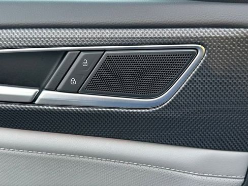 New 2026 Volkswagen Atlas Cross Sport SEL R-Line image 22