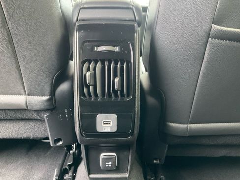 Used 2024 Jeep Compass Limited image 30