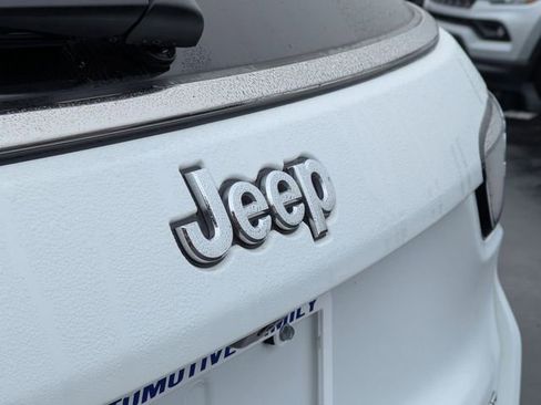 Certified 2022 Jeep Compass Limited w/ Elite Group image 11