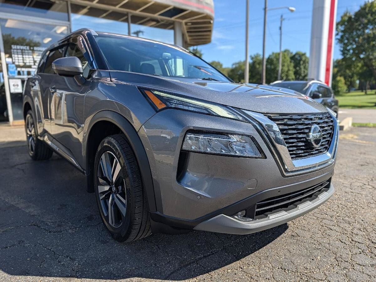 Used 2021 Nissan Rogue SL w/ Premium Package AWD/4WD image 15