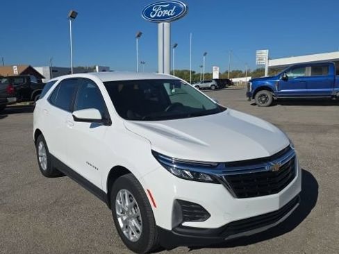 Used 2024 Chevrolet Equinox LT AWD/4WD image 1