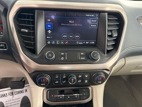 Used 2023 GMC Acadia Denali w/ Denali Ultimate Package FWD image 25