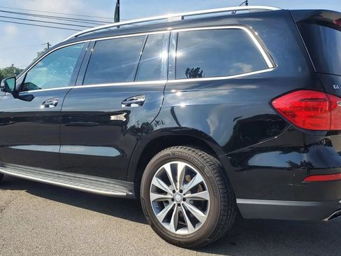 Used 2015 Mercedes-Benz GL 450 4MATIC image 16