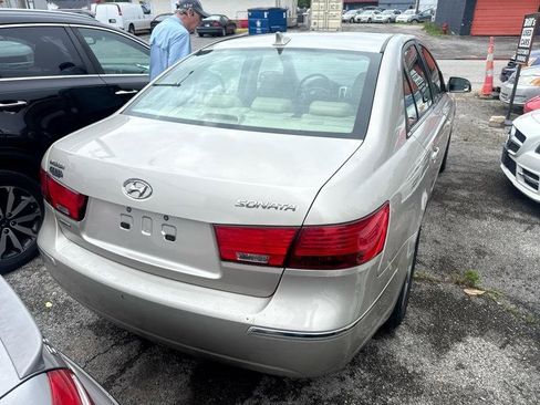 Used 2009 Hyundai Sonata Limited FWD image 3