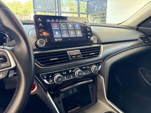 Certified 2021 Honda Accord Touring image 15