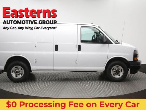 Used 2021 Chevrolet Express 2500 RWD image 37