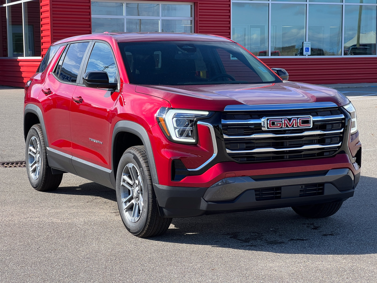 New 2027 GMC Terrain Elevation w/ LPO, Floor Liner Package AWD/4WD image 38