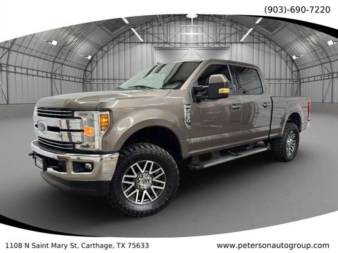 Used 2019 Ford F250 Lariat w/ Lariat Value Package AWD/4WD image 1