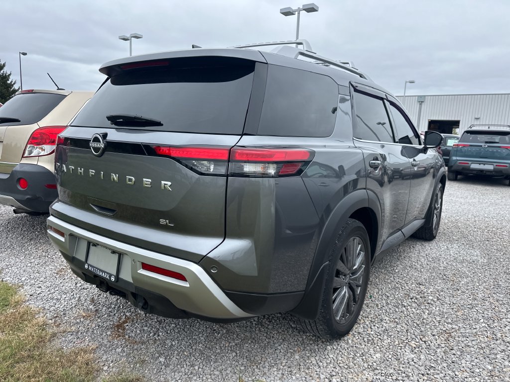 Certified 2024 Nissan Pathfinder SL w/ SL Premium Package FWD image 6