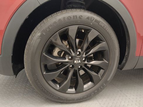 Used 2020 Kia Sorento S FWD image 31