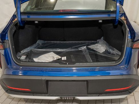 New 2025 Kia K4 LXS image 6