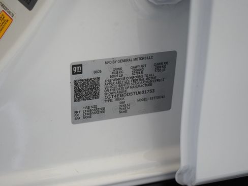 Used 2026 GMC Hummer EV 4x4 Crew Cab w/ LPO, Dark Essentials Package image 27