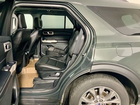 Used 2023 Ford Explorer XLT w/ Equipment Group 202A image 31