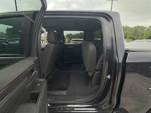 Used 2023 Chevrolet Silverado 1500 LT AWD/4WD image 20