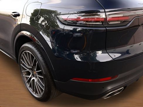 Used 2021 Porsche Cayenne E-Hybrid AWD/4WD image 10
