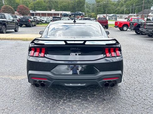 Used 2024 Ford Mustang GT Premium w/ GT Performance Package RWD image 6