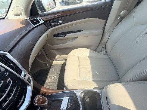 Used 2014 Cadillac SRX Luxury w/ Driver Awareness Package image 13