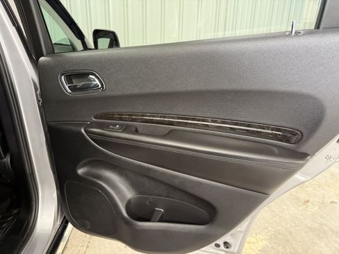 Used 2015 Dodge Durango Limited w/ Nav & Power Liftgate Group AWD/4WD image 9