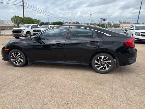 Used 2016 Honda Civic EX image 4