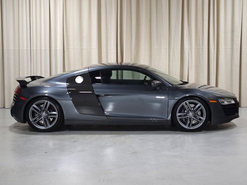 Used 2014 Audi R8 V8 w/ Convenience Package image 14