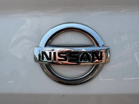 Used 2020 Nissan Altima 2.5 S FWD image 12