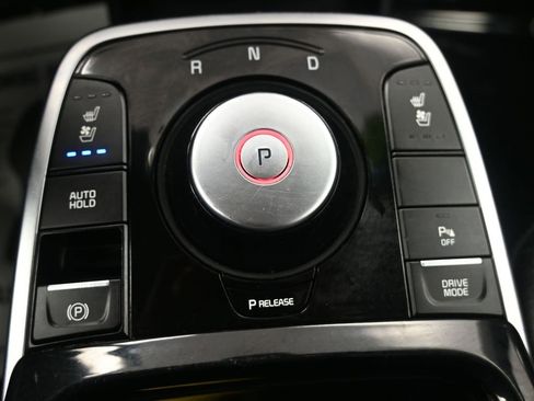 Used 2022 Kia Niro EX Premium image 24