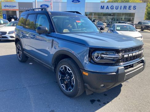 New 2025 Ford Bronco Sport Outer Banks w/ Outer Banks Tech Package+ image 3