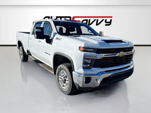 Used 2024 Chevrolet Silverado 2500 LT w/ Z71 Off-Road Package AWD/4WD image 1