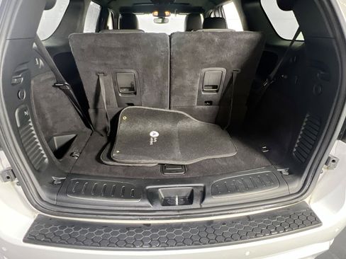 Used 2022 Dodge Durango R/T w/ Blacktop Package AWD/4WD image 26