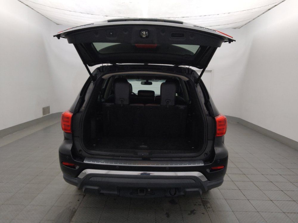 Used 2017 Nissan Pathfinder Platinum FWD image 29