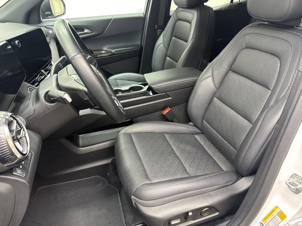 Used 2025 Chevrolet Equinox LT w/ Convenience Package II AWD/4WD image 19