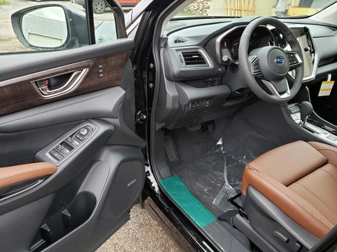 New 2026 Subaru Ascent Touring w/ Popular Package #2 AWD/4WD image 6