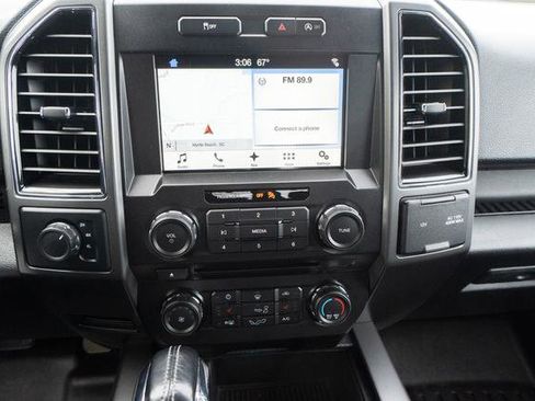 Used 2018 Ford F150 XLT w/ Equipment Group 302A Luxury image 22