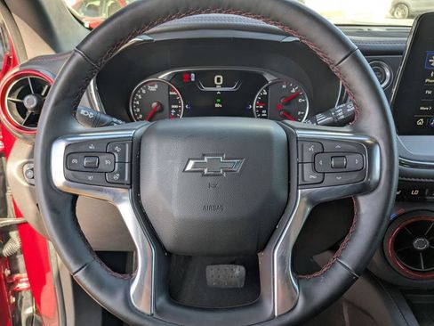 Used 2025 Chevrolet Blazer RS image 17