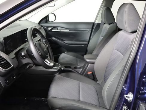 Used 2026 Kia Seltos LX FWD image 14