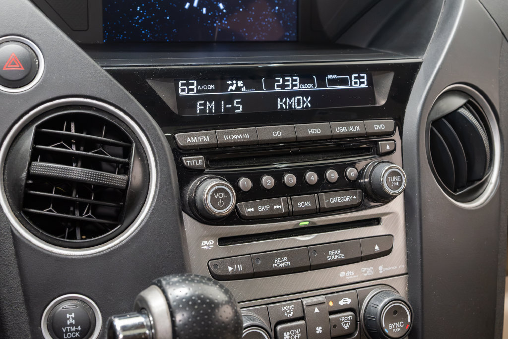 Used 2014 Honda Pilot Touring image 21