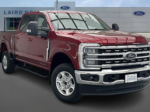 New 2026 Ford F250 XLT w/ XLT Premium Package AWD/4WD image 2