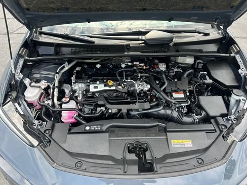 Used 2024 Toyota Prius XLE FWD image 13