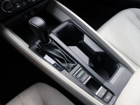 Certified 2024 Honda Accord LX image 22