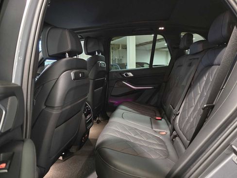 Used 2024 BMW X5 xDrive40i w/ Premium Package image 13