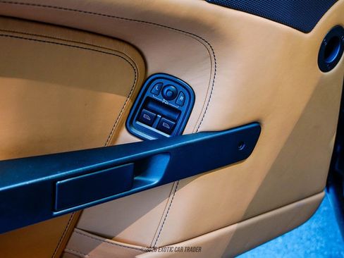 Used 2008 Aston Martin V8 Vantage Roadster RWD image 36