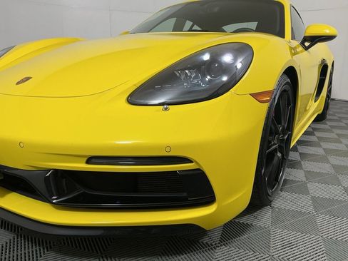 Used 2023 Porsche 718 Cayman GT4 image 9
