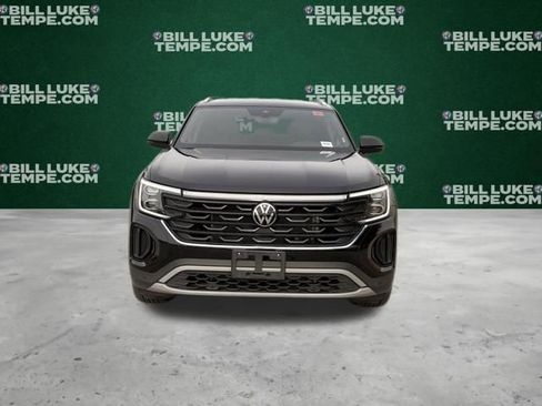 Used 2025 Volkswagen Atlas Cross Sport SE AWD/4WD image 4