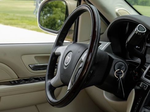 Used 2007 Cadillac Escalade EXT w/ Information Package AWD/4WD image 18
