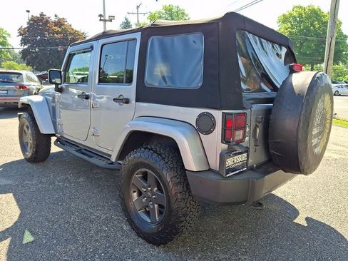 Used 2016 Jeep Wrangler Unlimited Sport AWD/4WD image 4
