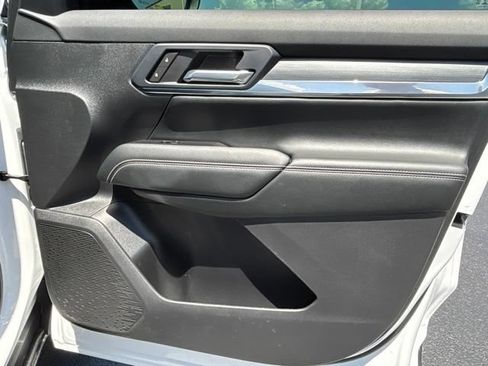 Used 2026 GMC Terrain Elevation w/ Elevation Premium Package AWD/4WD image 12