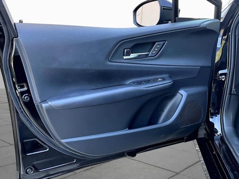 Used 2023 Toyota Prius Prime Premium FWD image 22