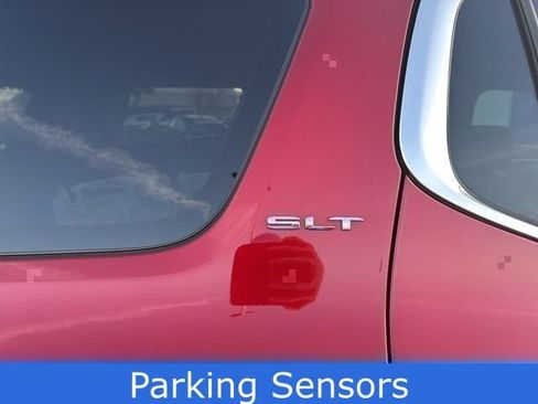 Certified 2023 GMC Acadia SLT w/ Technology Package image 10